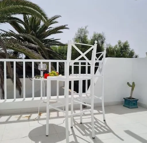 La Casa De Palomitas * Corralejo