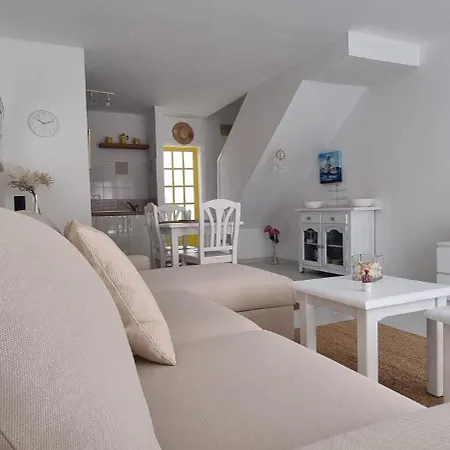 Apartament La Casa De Palomitas *